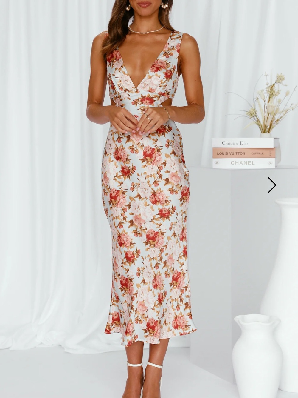 Hello Molly US 6 Light Blue Floral V-Neck Maxi Dress - Picture 2 of 10